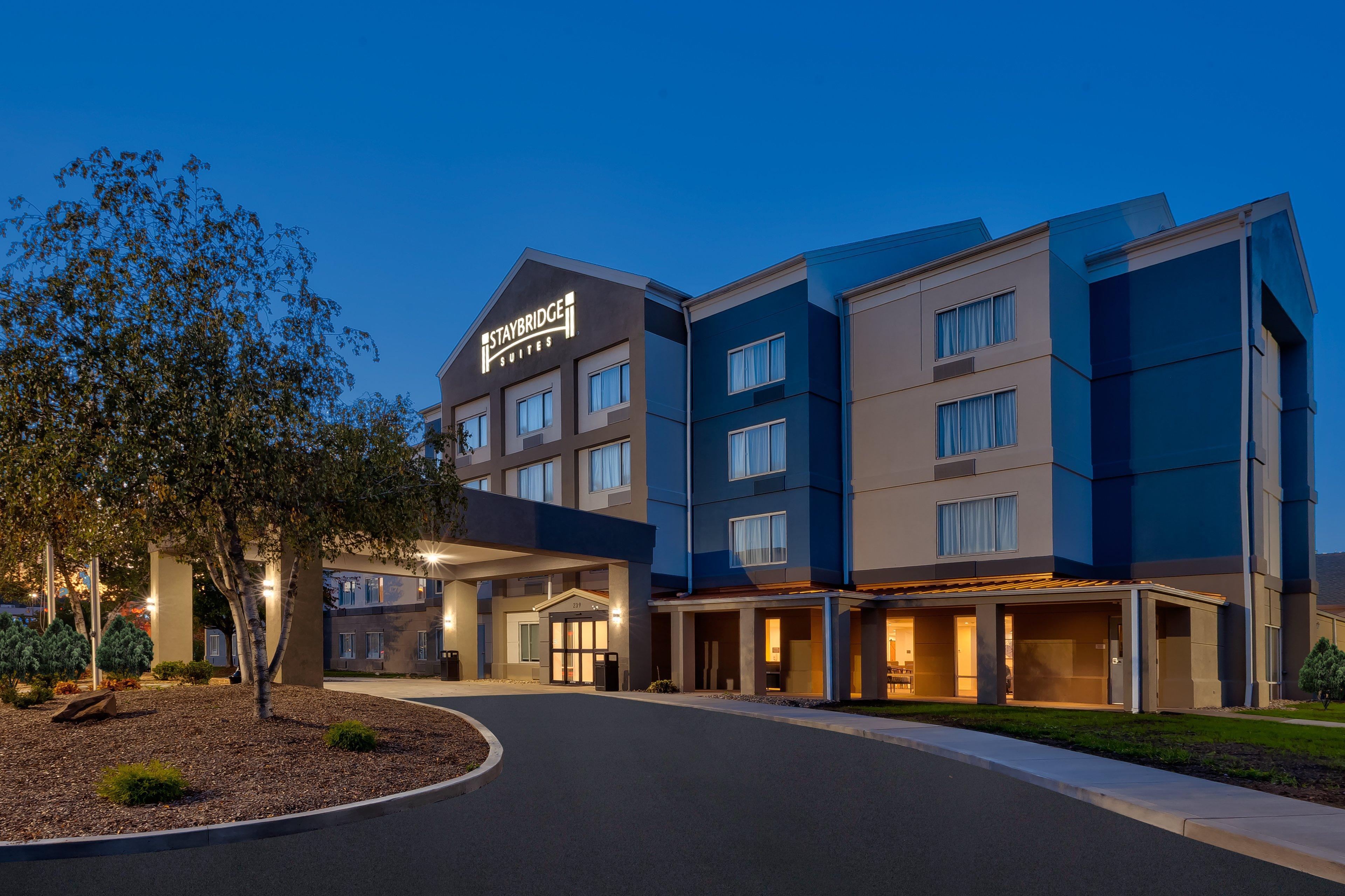 Staybridge Suites Pittsburgh Airport By Ihg Εξωτερικό φωτογραφία